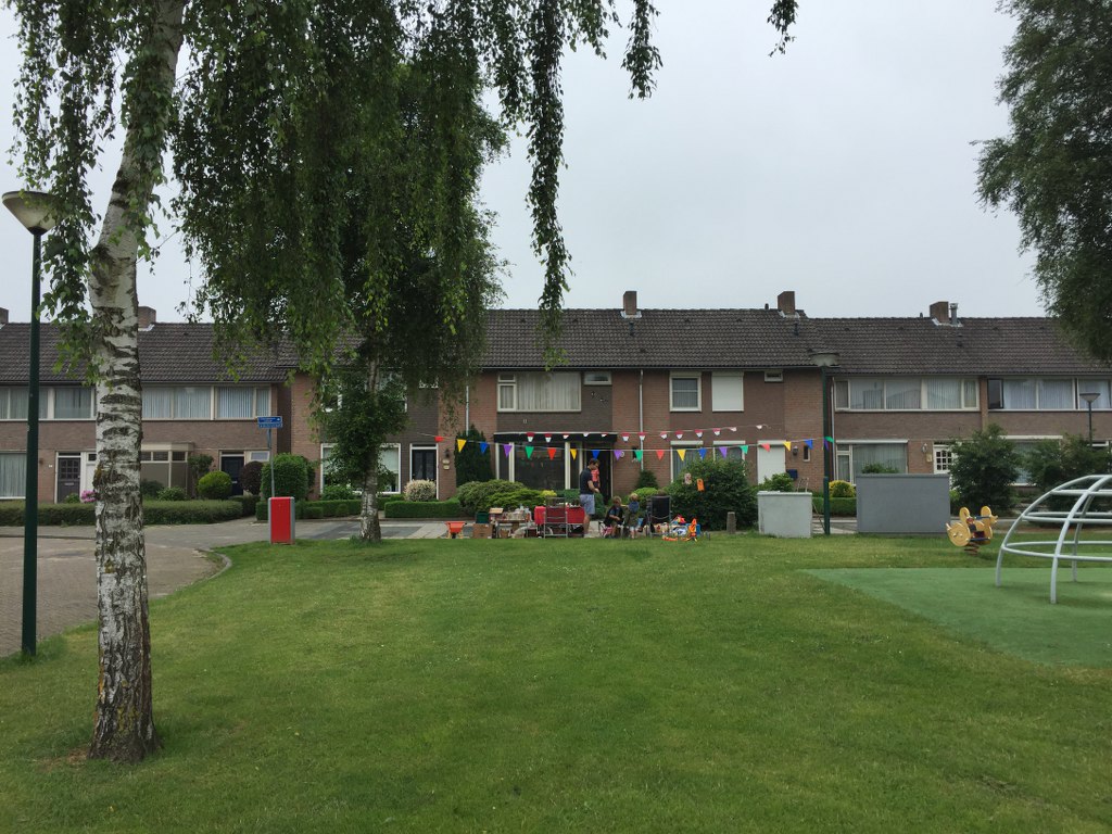 Garagesale (2)
